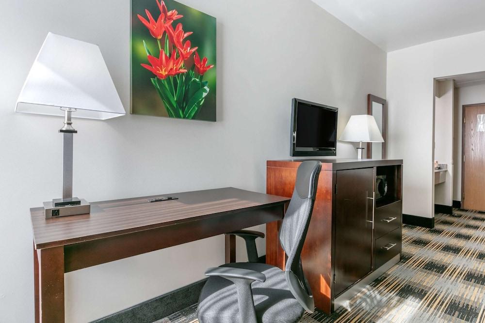 Quality Inn Cape Girardeau North photo 19