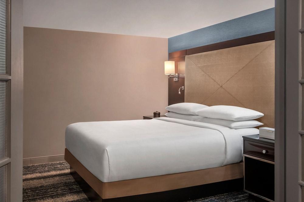 Boston Marriott Burlington photo 11