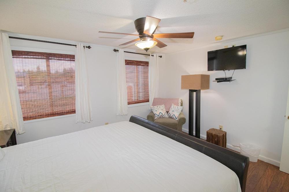 Mountaintop Condos photo 9