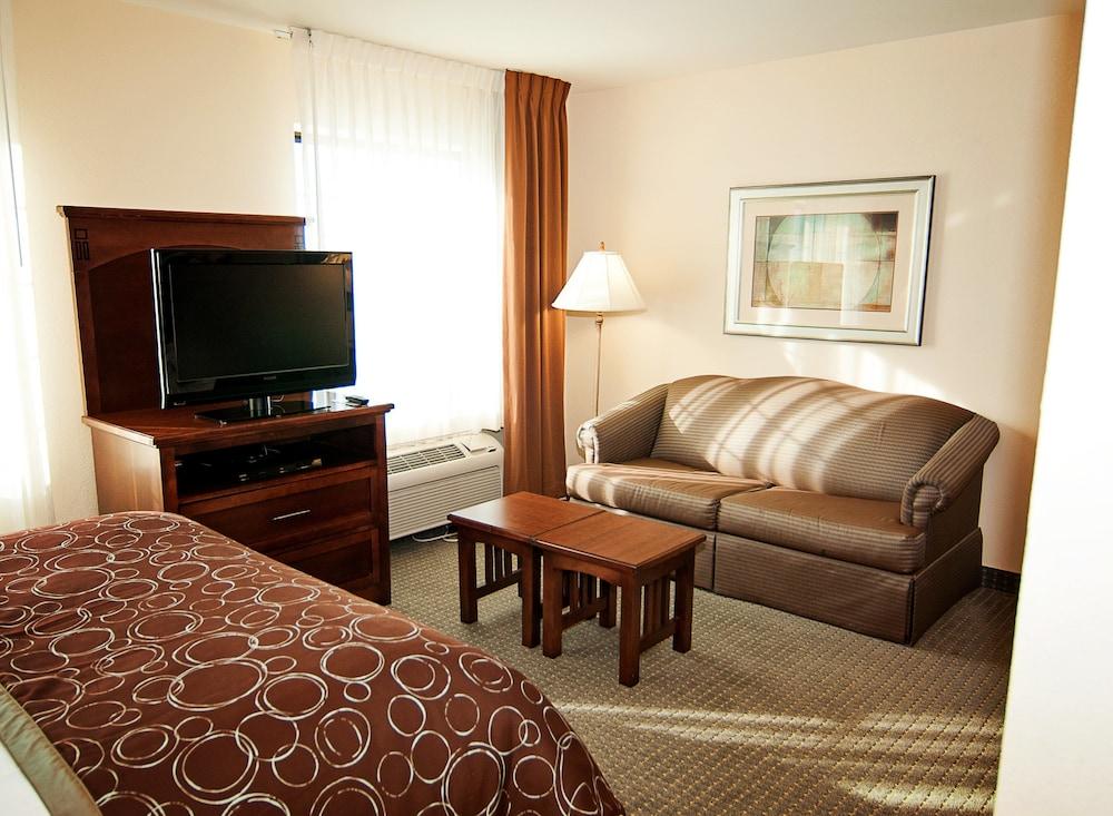 Staybridge Suites Wichita by IHG photo 8