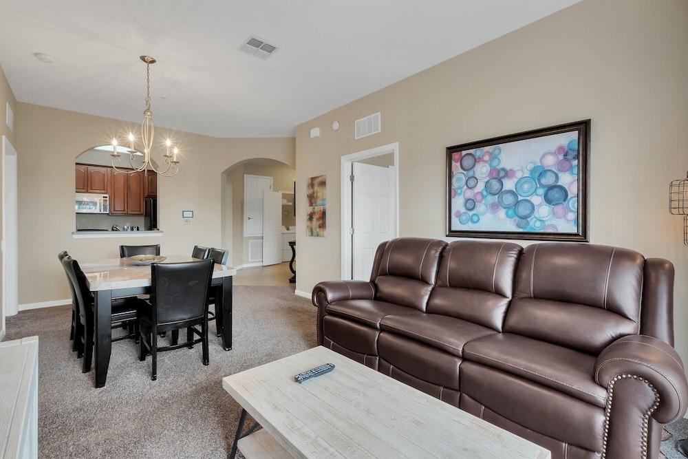 Vista Cay by Orlando Resort Rentals on Universal Boulevard photo 25