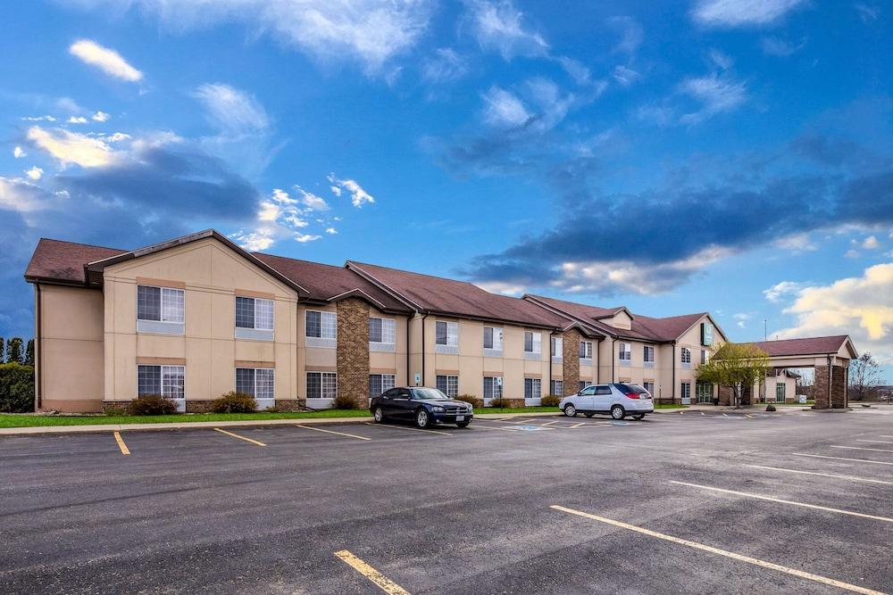 Quality Inn & Suites Lodi I-90 photo 39