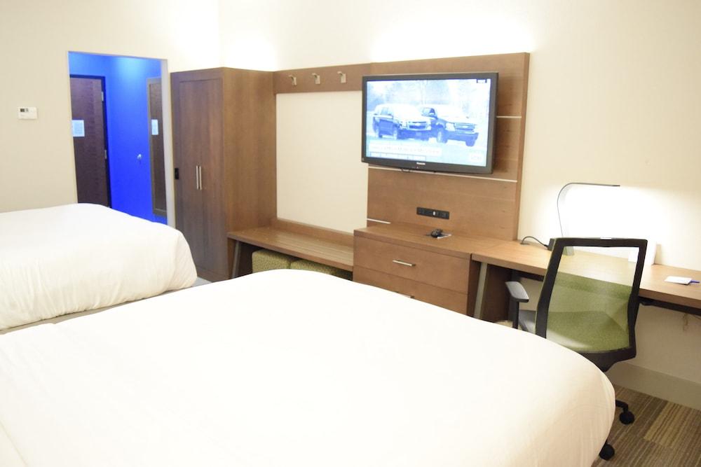 Holiday Inn Express Hotel & Suites West I 10 by IHG photo 48