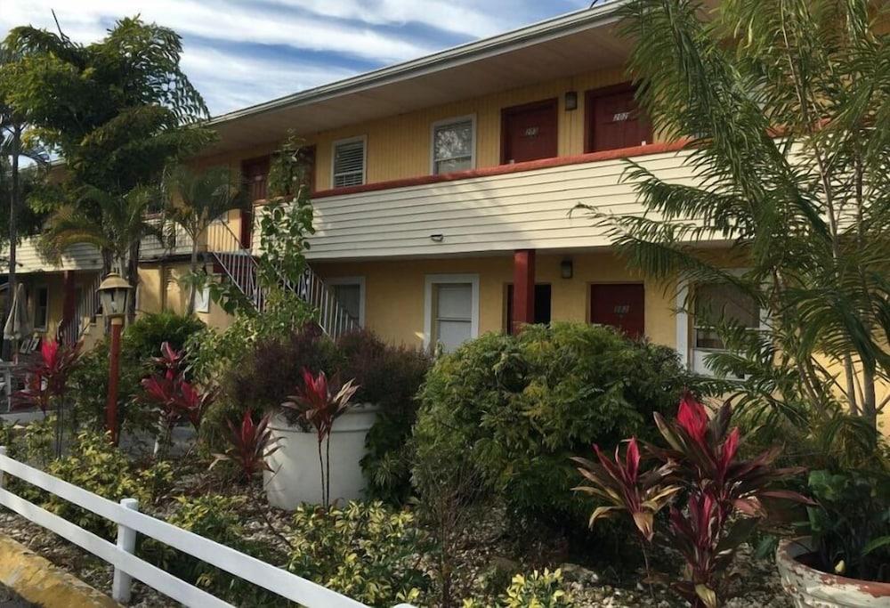 Family Inn photo 23