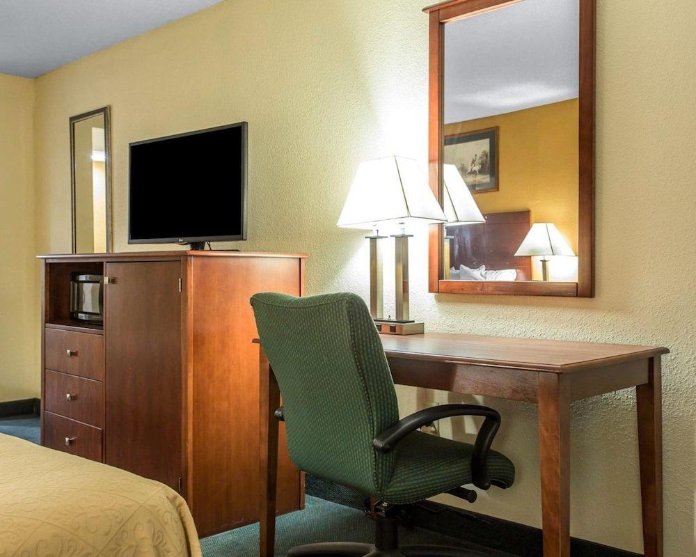 Quality Inn Aiken North photo 34