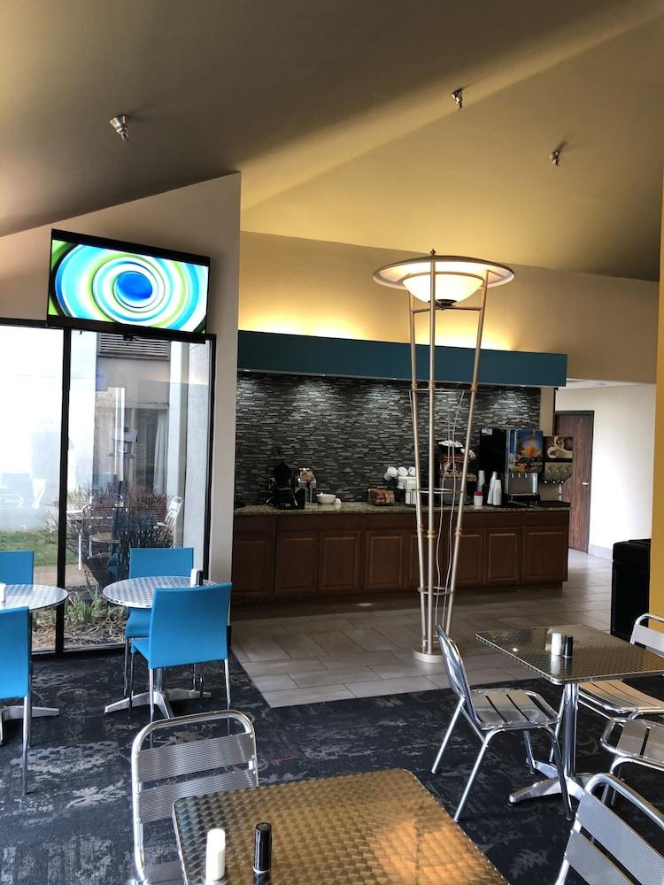 Best Western Courtview Hotel photo 30