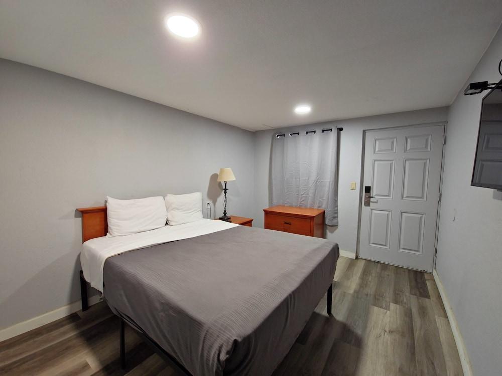 The L Motel photo 14