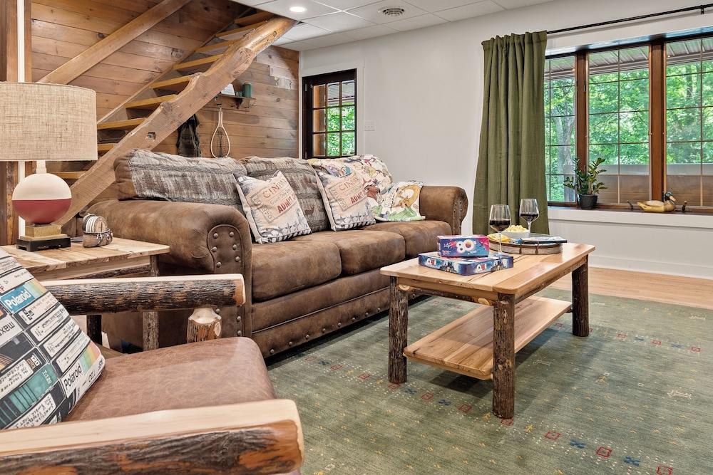 The Lodge At Tunkhannock Creek photo 6