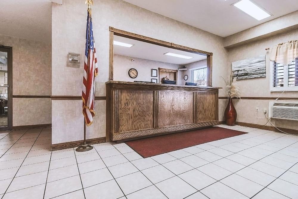 Coratel Inn & Suites By Jasper McCook photo 7