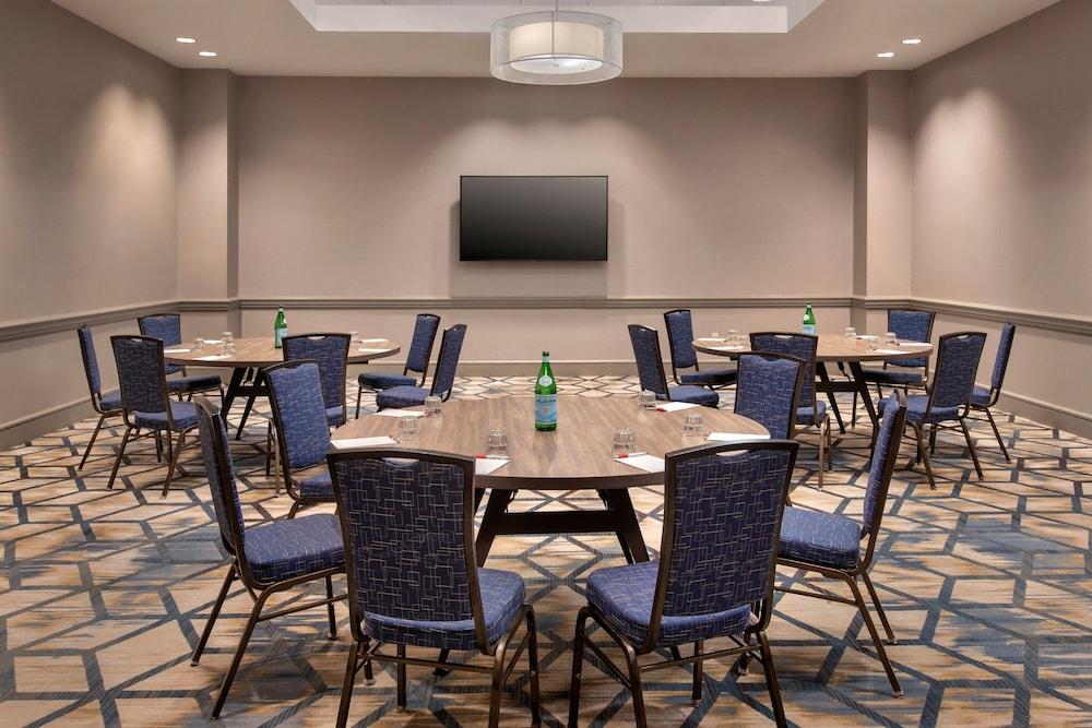 Boston Marriott Burlington photo 43