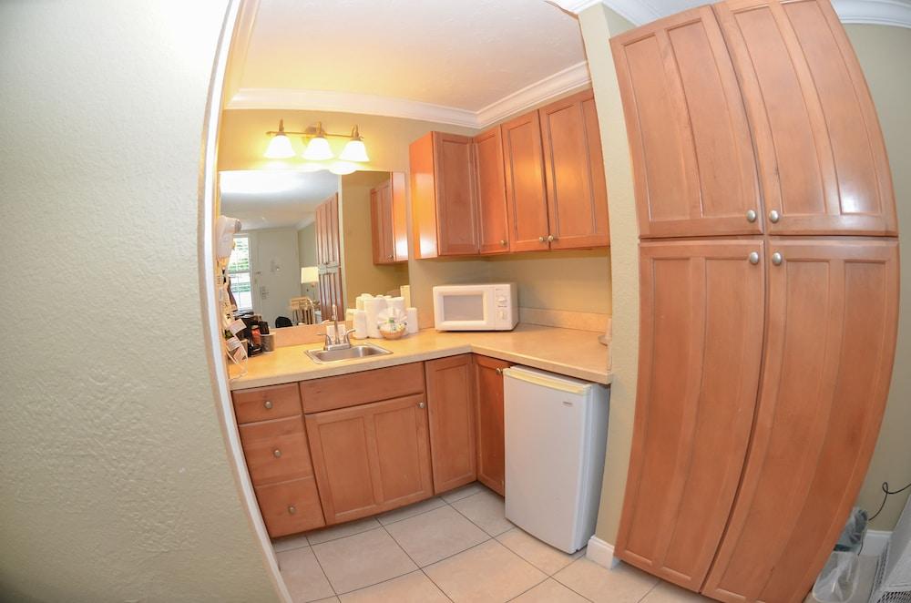 Gulfcoast Inn Naples photo 16