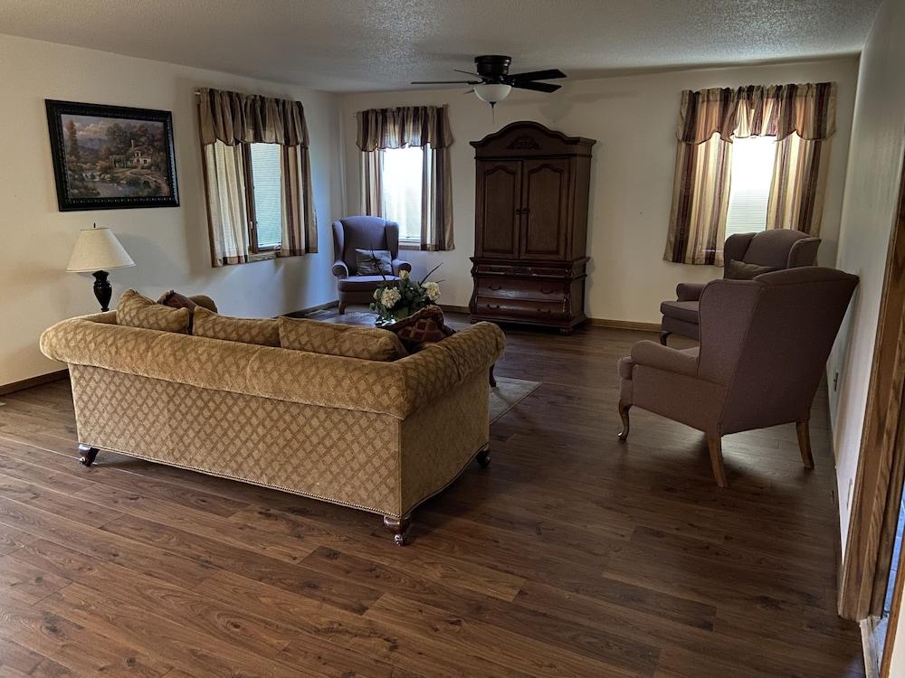 Horseshoe Bay Lodge photo 6