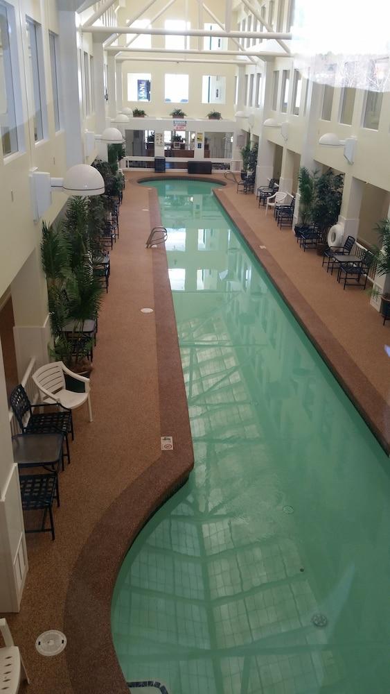Anchorage Inn and Resort photo 62