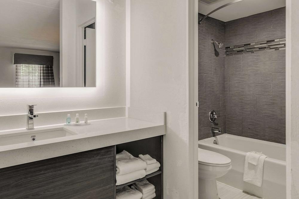 Quality Inn Elberton photo 17