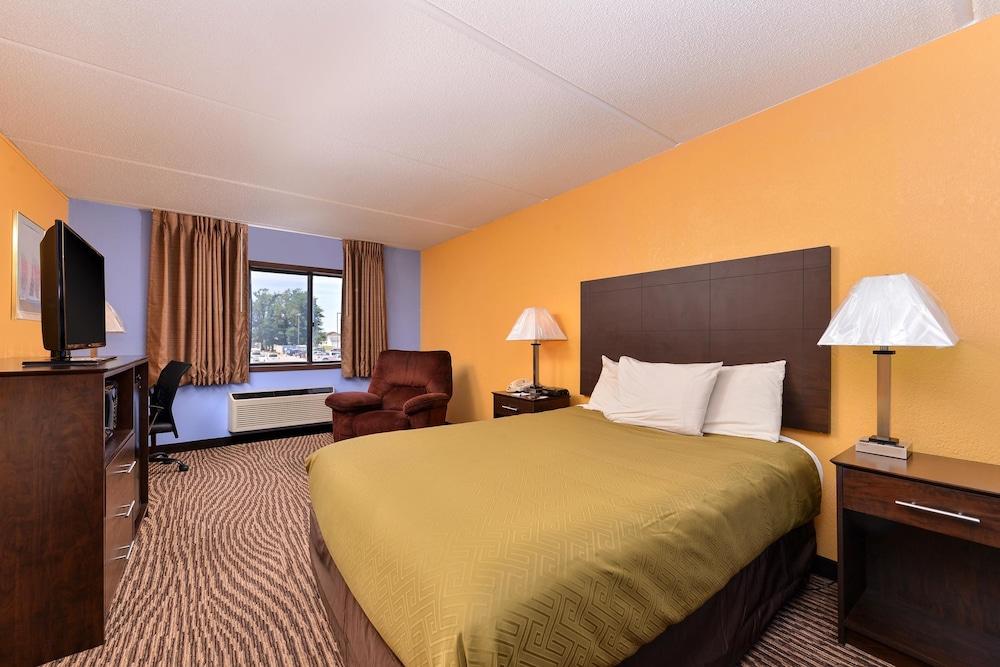 Americas Best Value Inn Clear Lake photo 3