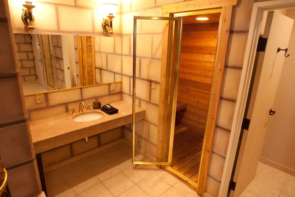 Destinations Inn photo 63
