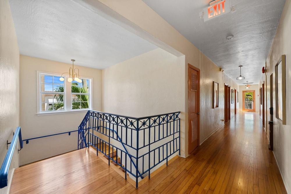 Blue Flamingo Suites photo 15