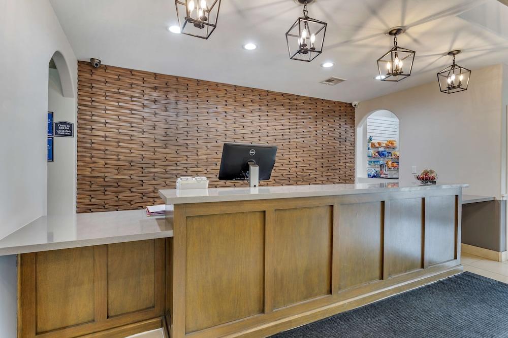 Best Western Sugarland Inn photo 2