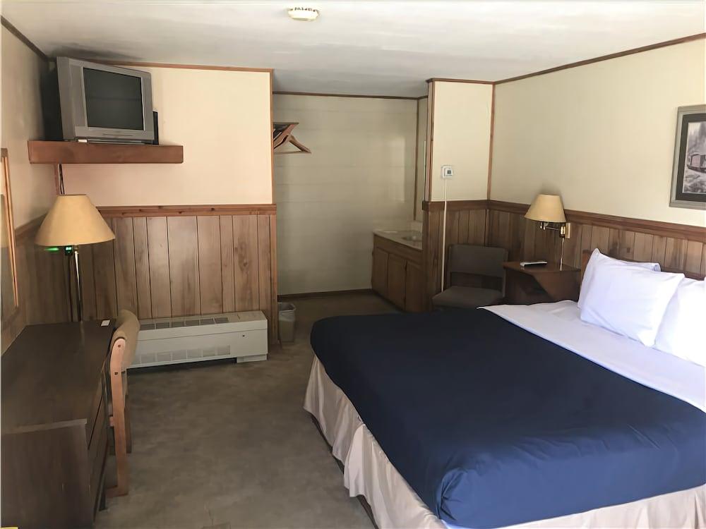 Prospector Motel photo 5