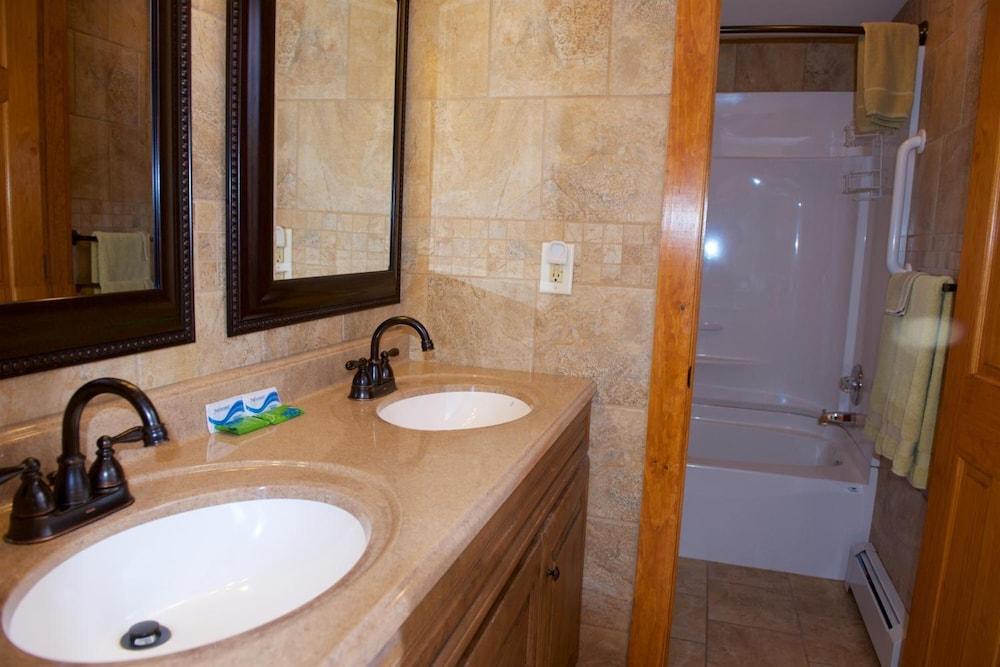 Myer Motel photo 18