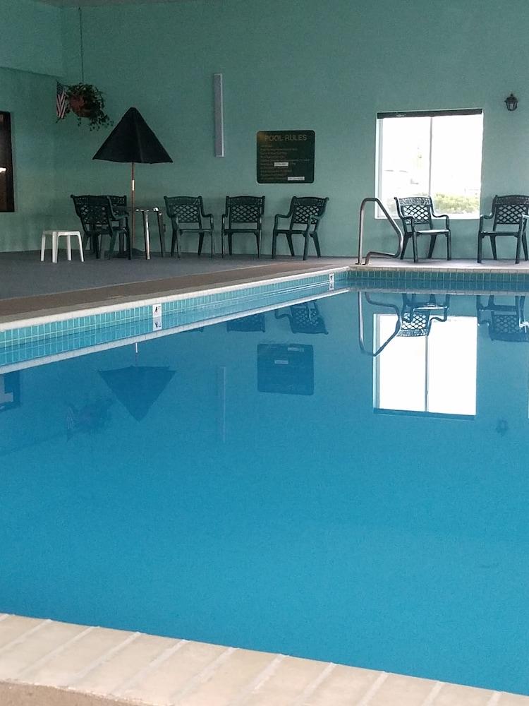 Baymont by Wyndham Limon photo 7