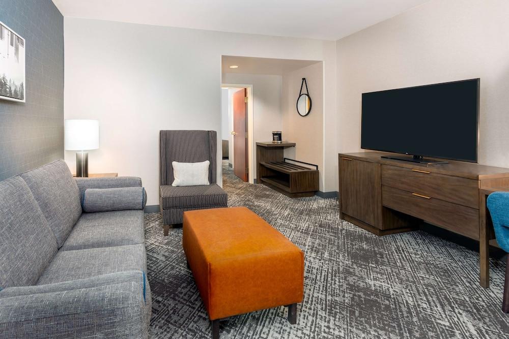 Hilton Charlotte Airport photo 20