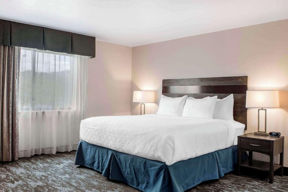 Copper King Convention Center, an Ascend Collection Hotel photo 13