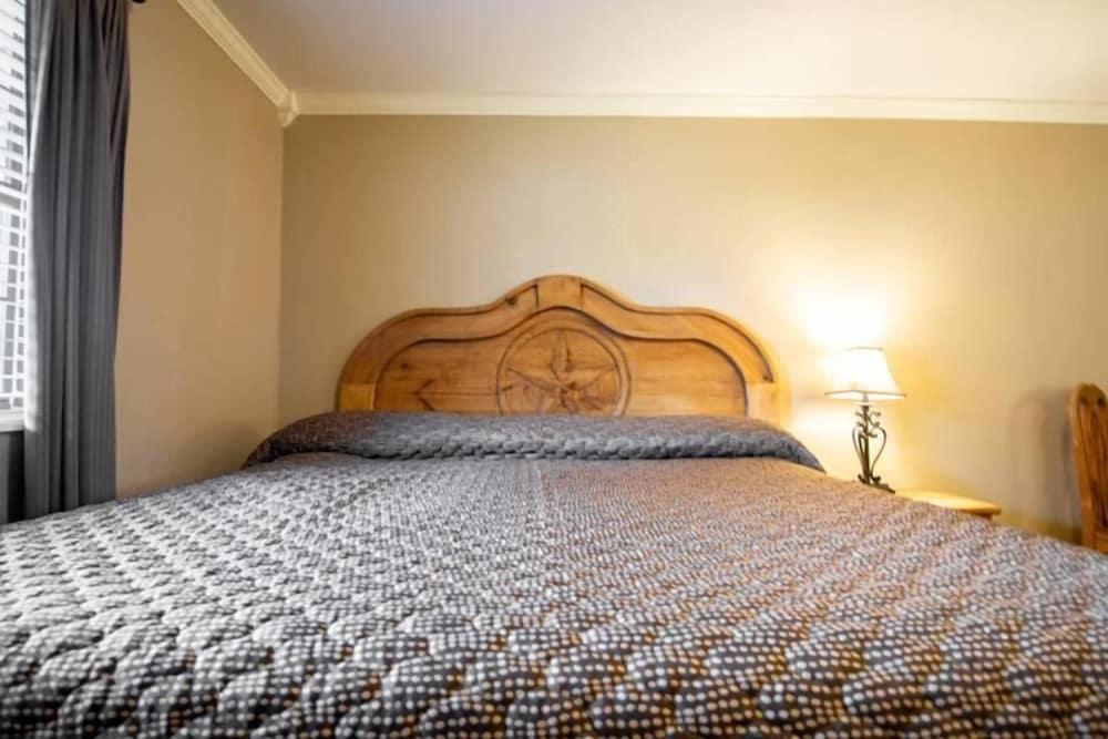 Country Inn & Cottages photo 13