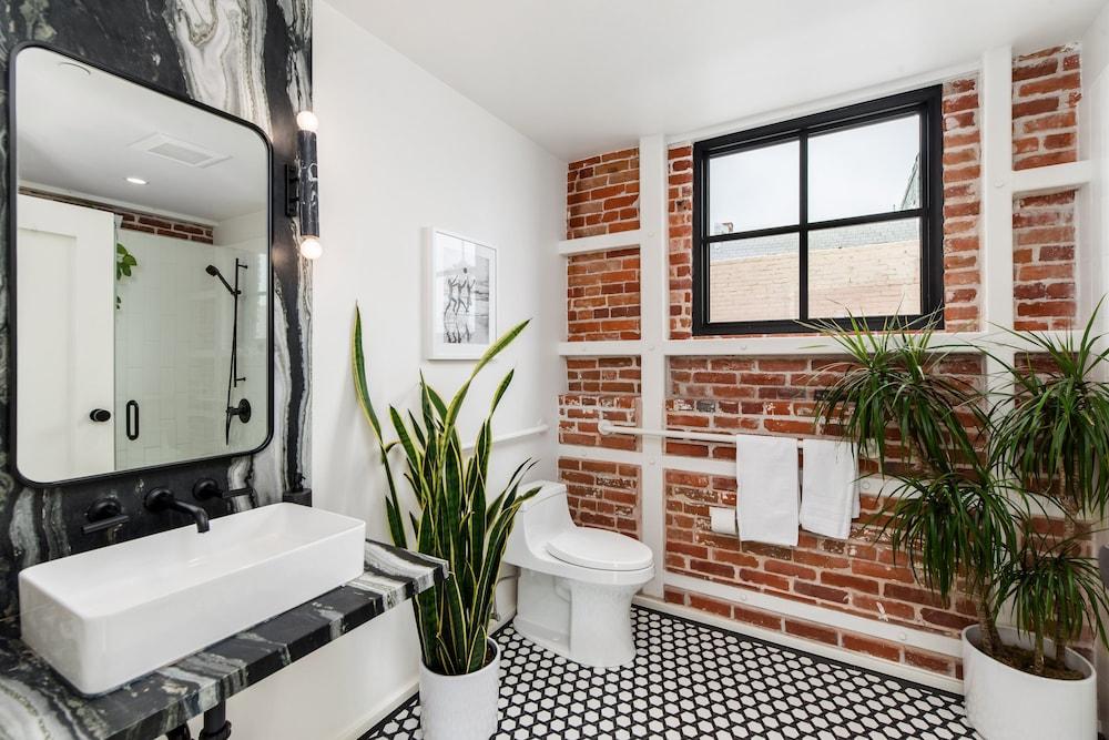 The Brick Hotel photo 43