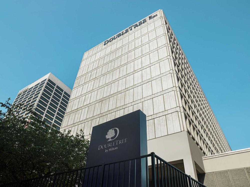 DoubleTree by Hilton Newark Penn Station photo 27