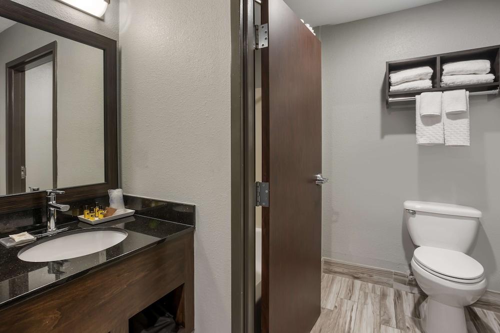 Best Western Plus Columbia Inn photo 3