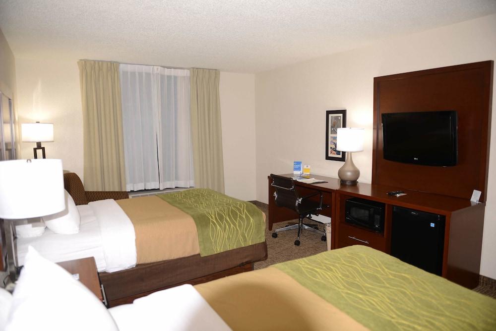 Comfort Inn Shelby photo 15
