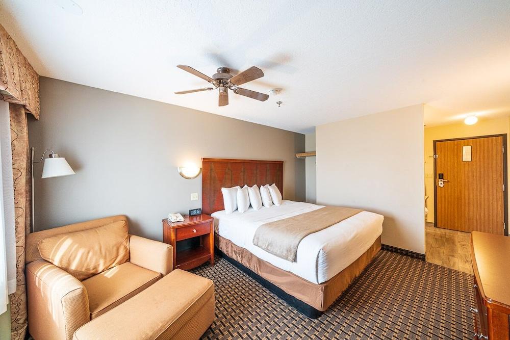 Alpine Inn & Suites photo 20