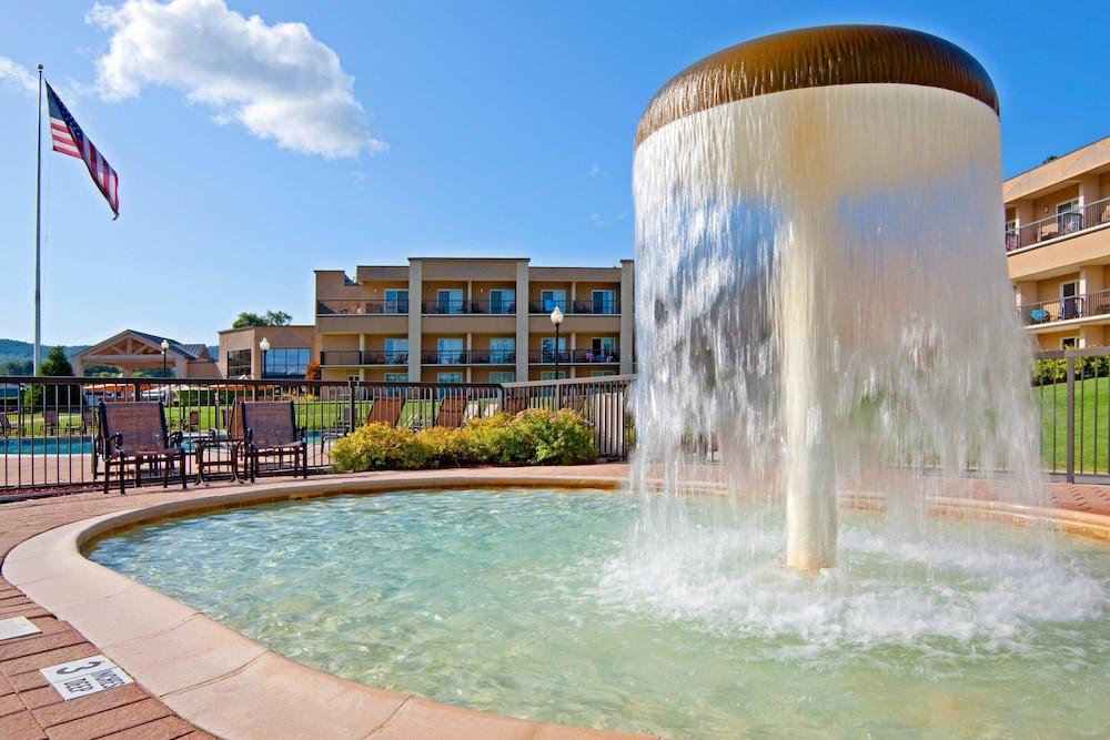 Holiday Inn Resort Lake George - Adirondack Area by IHG photo 24