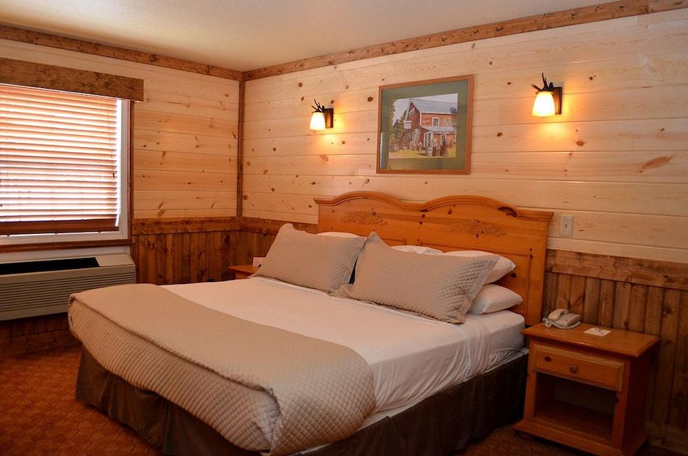 Reid Ridge Lodge photo 8