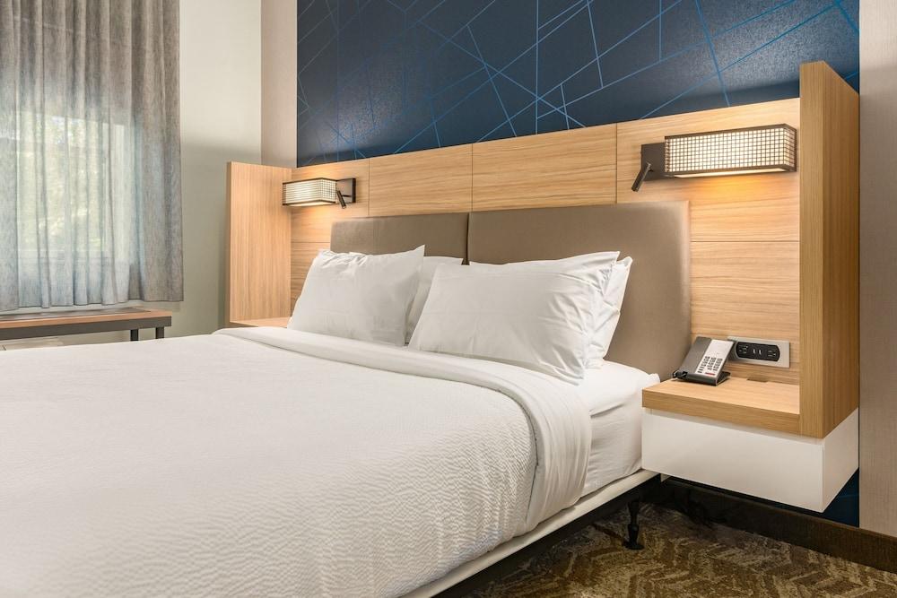 SpringHill Suites by Marriott Freeport Brunswick photo 40