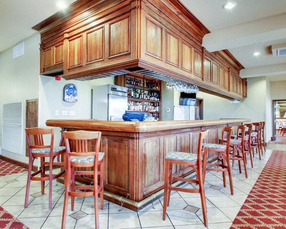 Clarion Suites Vidalia Riverfront photo 26