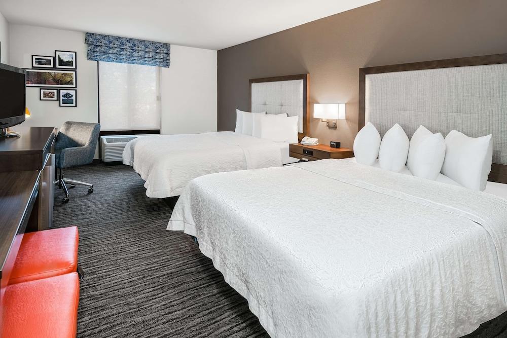 Hampton Inn & Suites San Marcos photo 10
