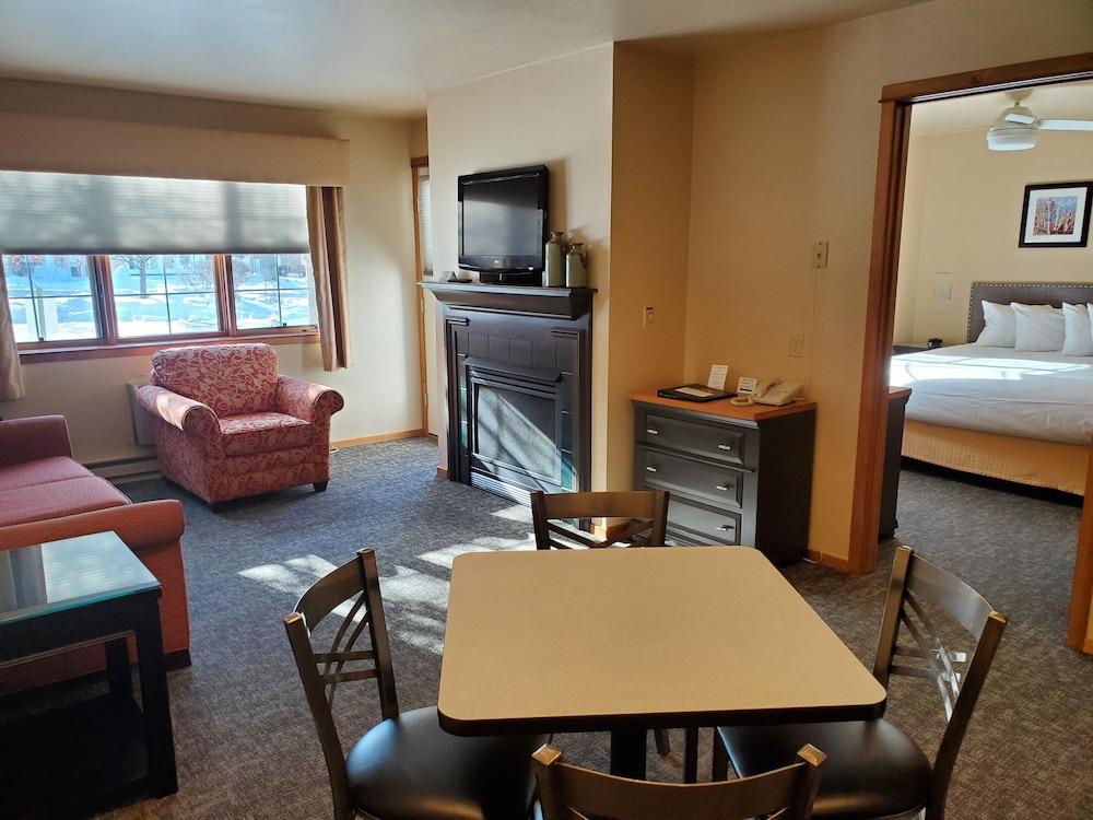 Homestead Suites photo 7