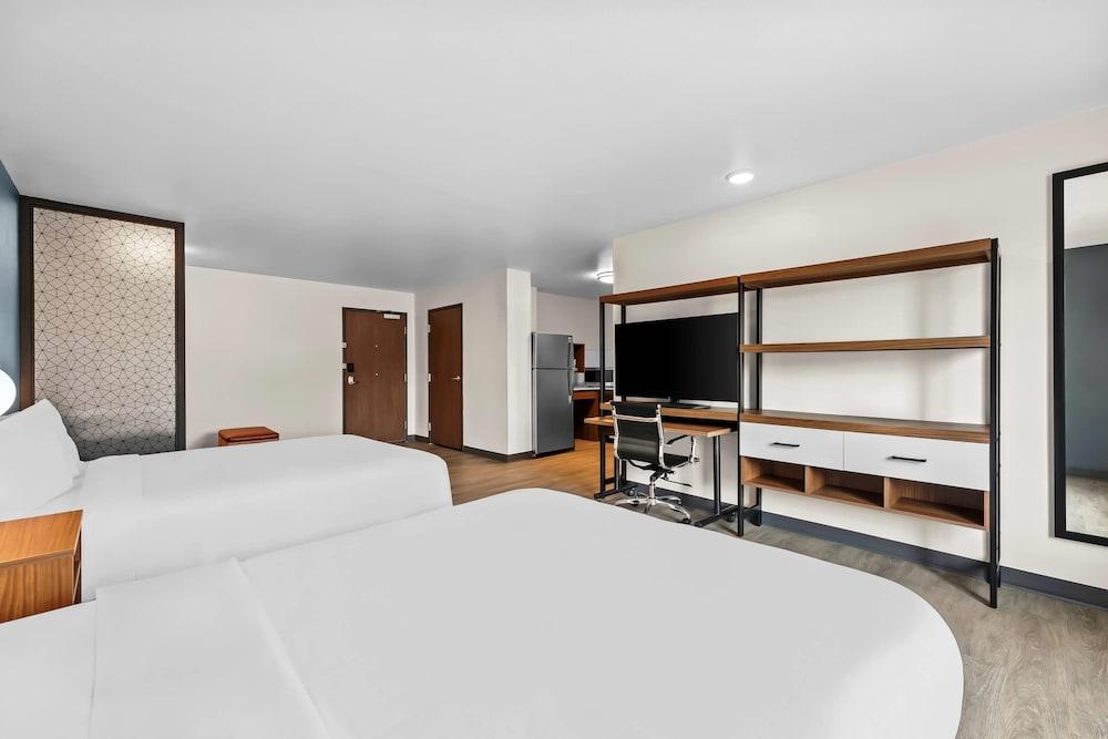 Everhome Suites Brownsville photo 20