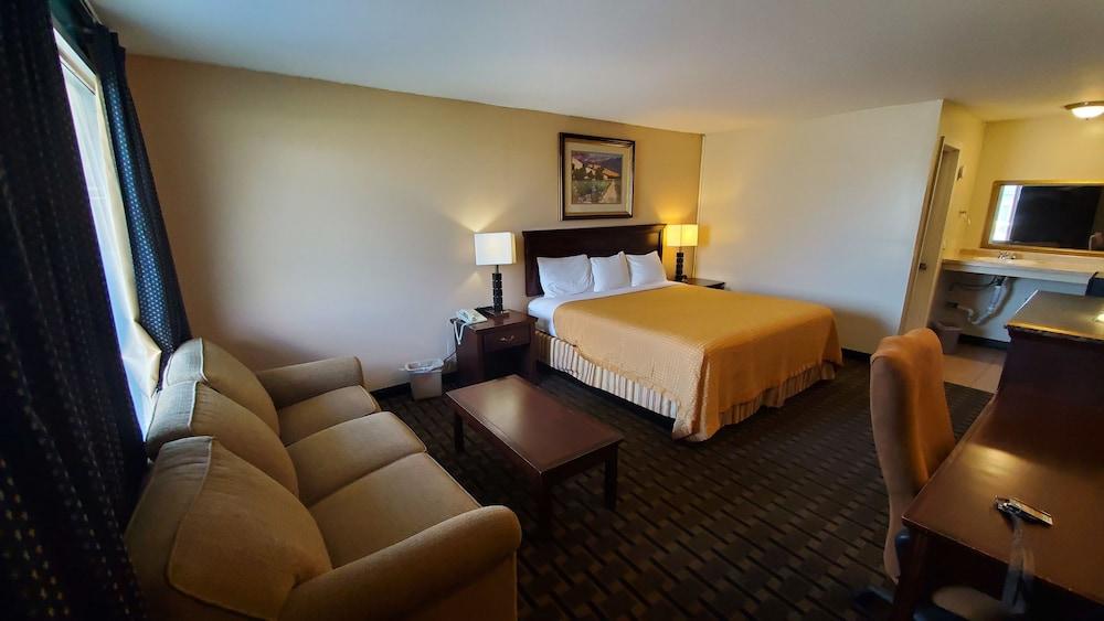Marion Gray Plaza Motel photo 11