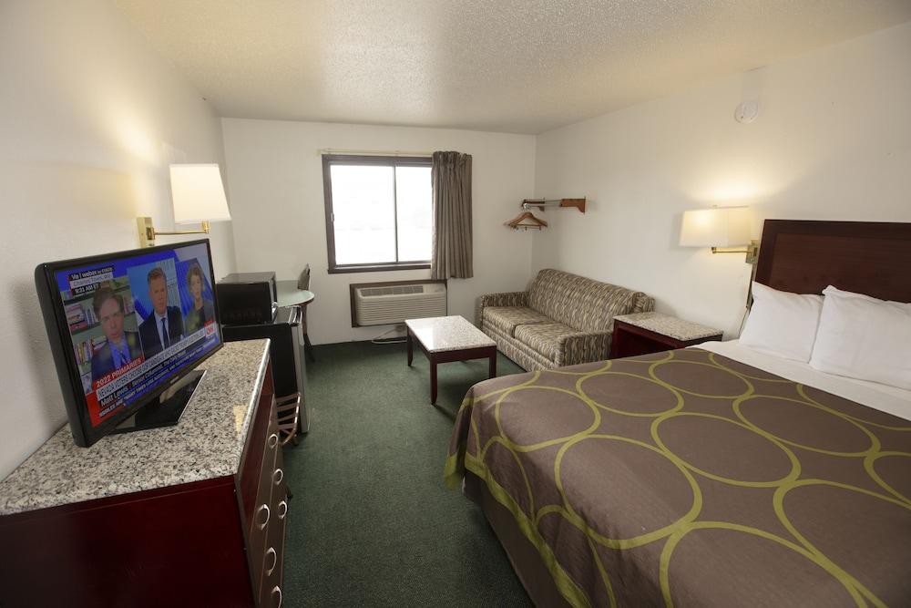 Bison Inn and Suites photo 9