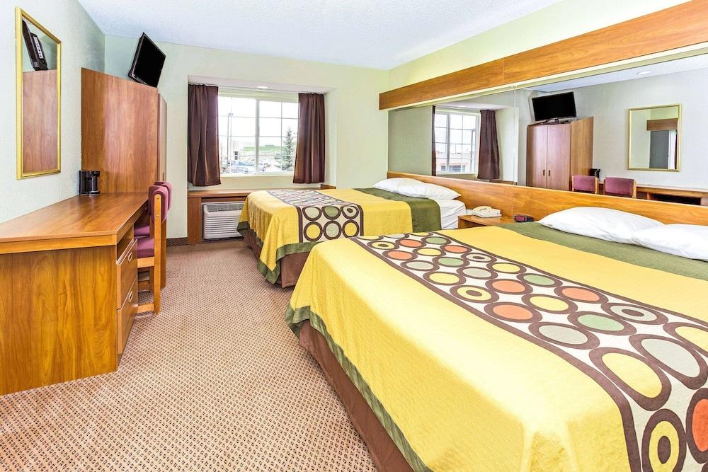 Super 8 by Wyndham Parker/SE Denver Area photo 12