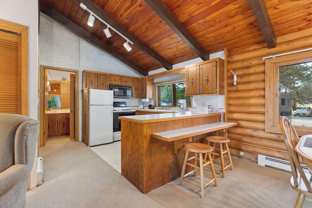 The Lodges at Breezy Point photo 54