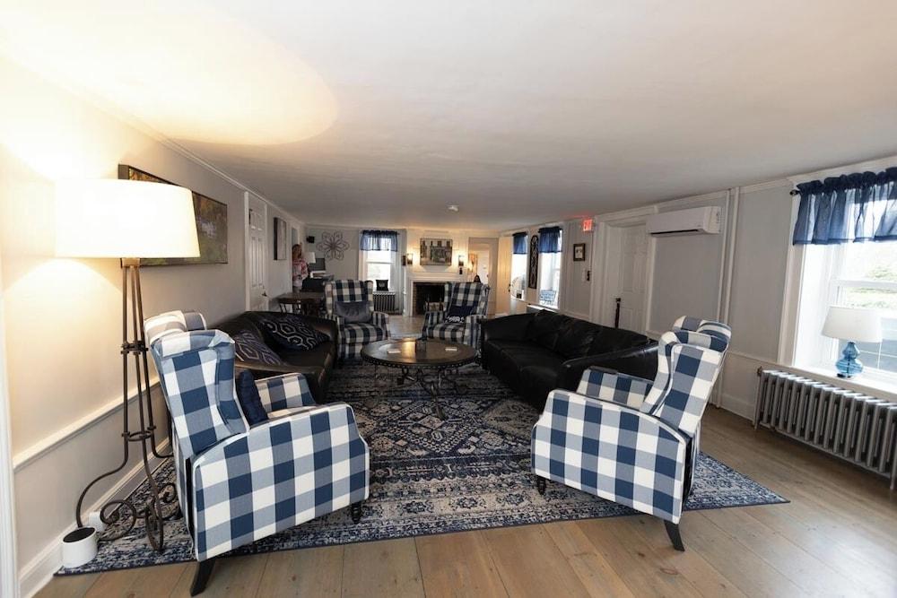 Blue Bear Inn photo 50