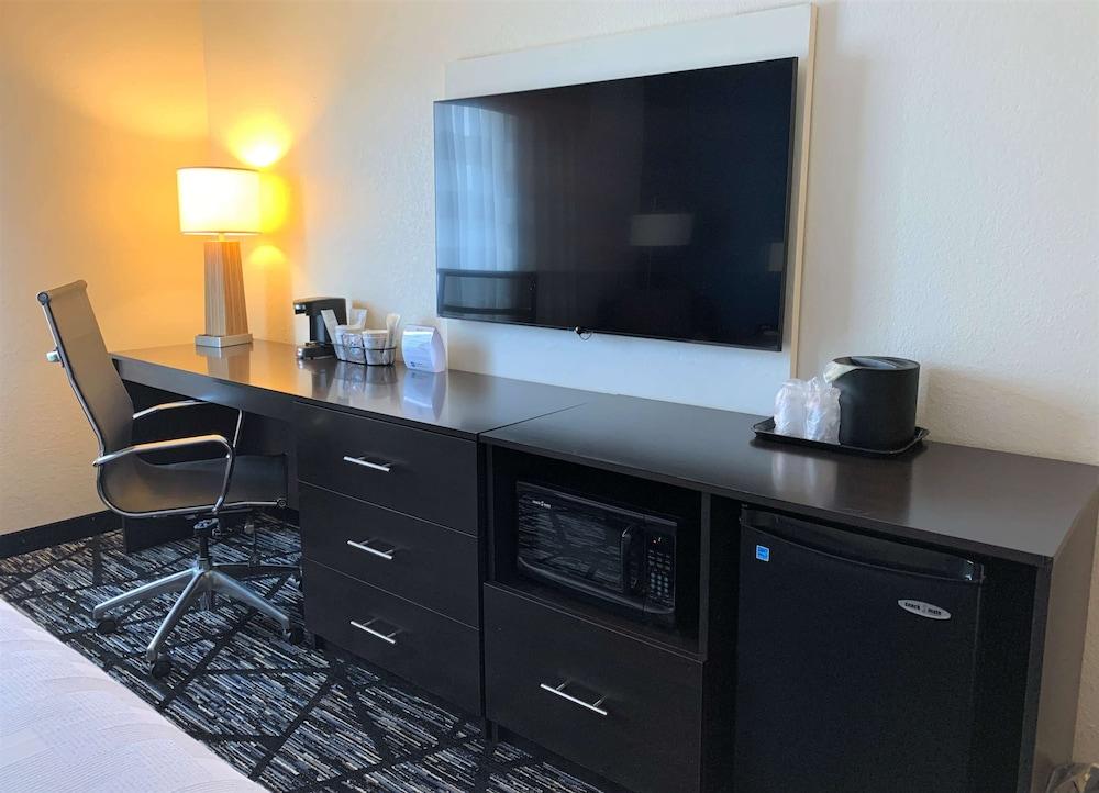 SureStay by Best Western Cambridge photo 9