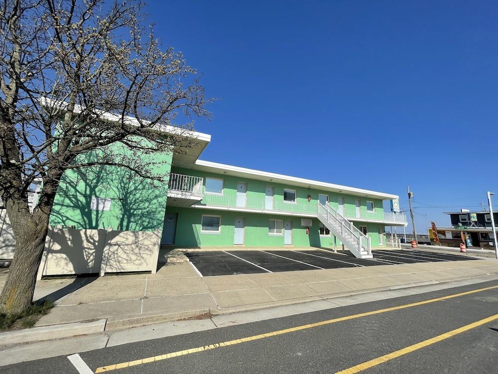 RusMar Motel photo 8