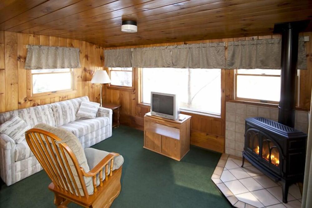 Riverbank Motel and Cabins photo 68