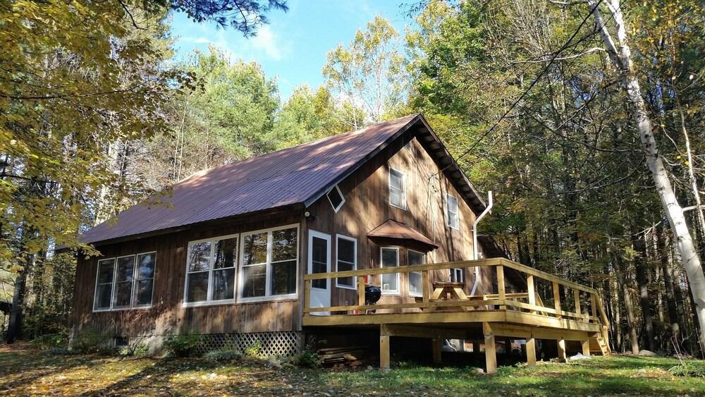 Upscale Hostel by Lake George & Gore Mtn photo 15