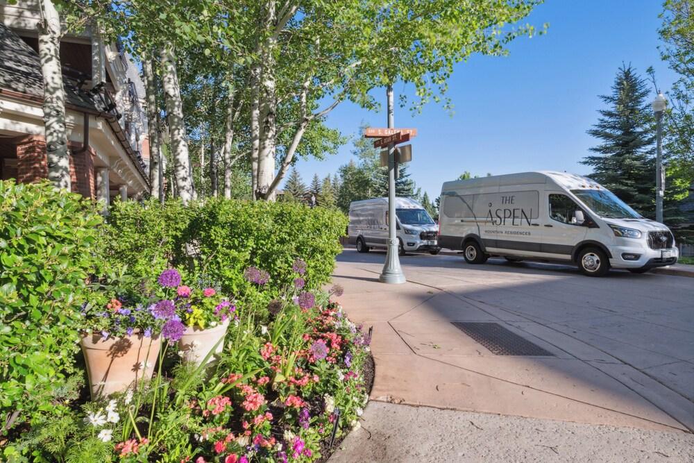 The Aspen Mountain Residences photo 55